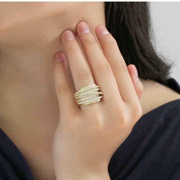 Size 7.5 Pave Crossover Highway Wide Band - Picture 3 of 11